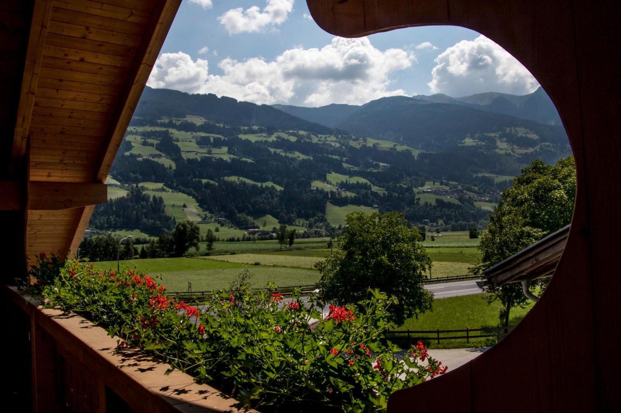 Apart Soellbacherhof Fügen Exteriér fotografie