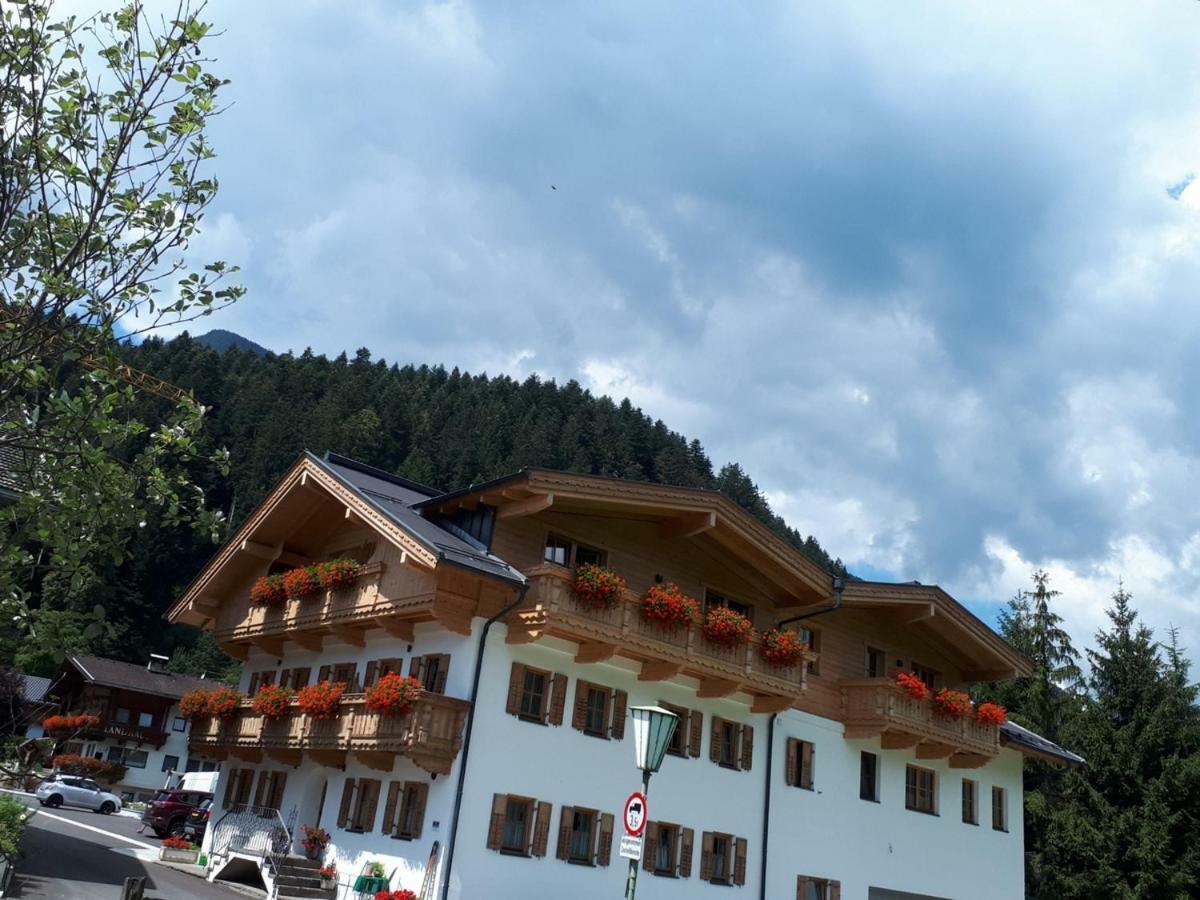 Apart Soellbacherhof Fügen Exteriér fotografie